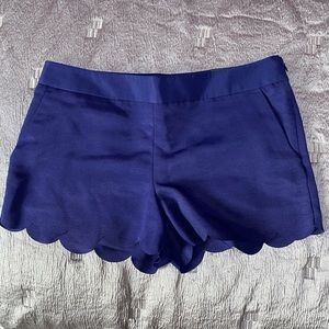 Women’s Navy Scallop Hem Shorts